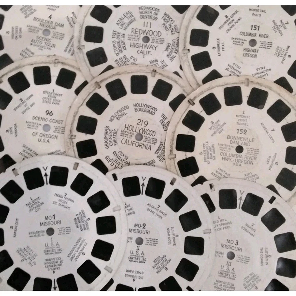 Vintage 1950's Sawyer ViewMaster Bakelite w/ Lot of 13 Reels